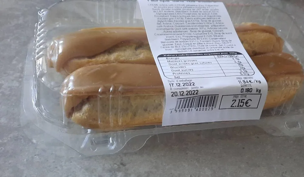 Éclair café