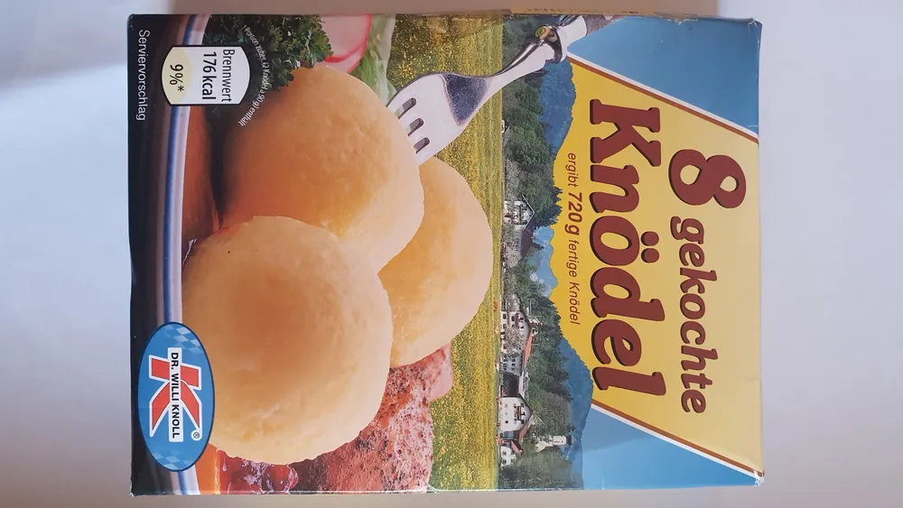 8 gekochte Knödel