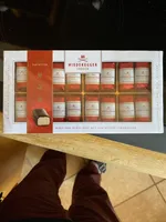 Coffret De 16 Pâtes D'amandes Au Chocolat