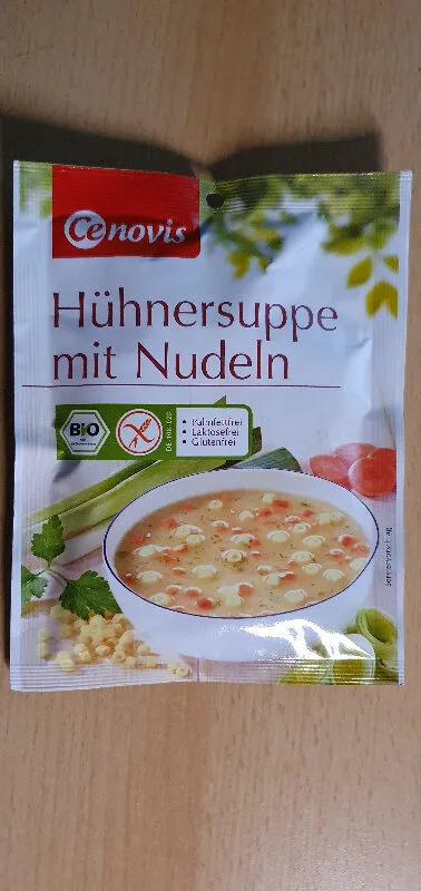Hühnersuppe mit Nudeln