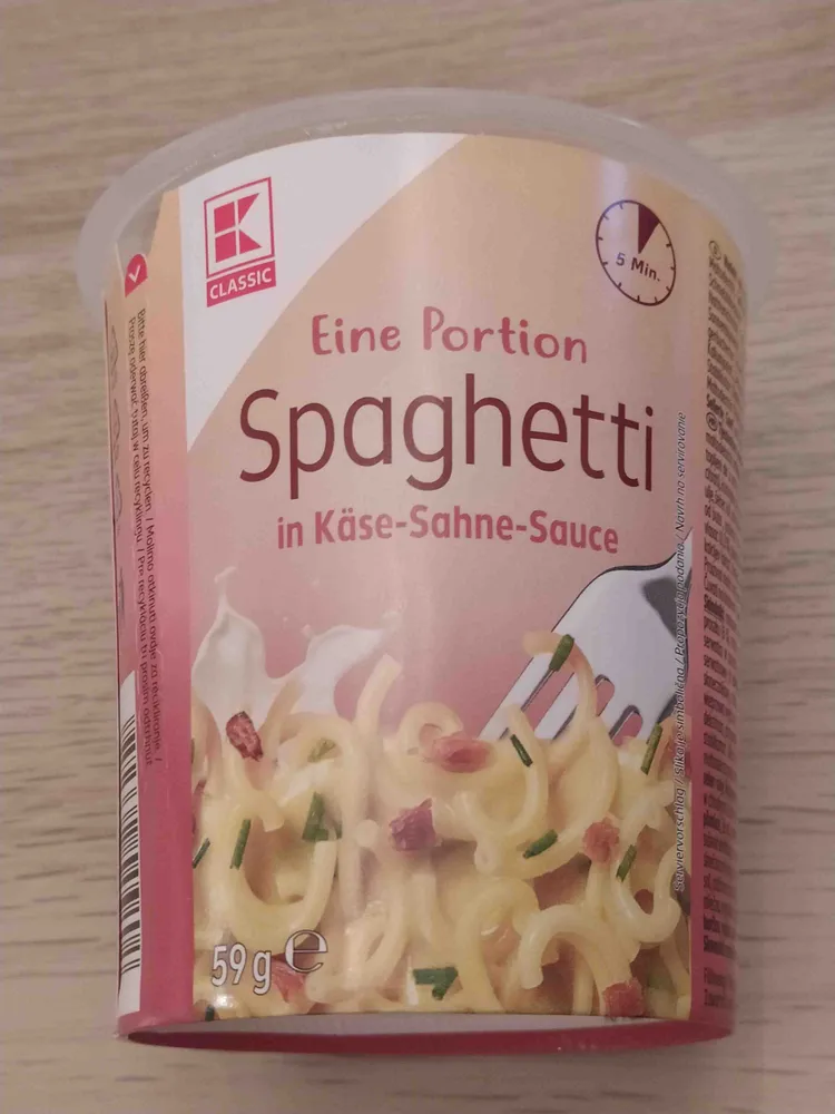 Spaghetti in Käse-Sahne-Sauce