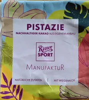 Vollmilchschokolade mit gerösteten gesalzen Pistazien-Stückchen