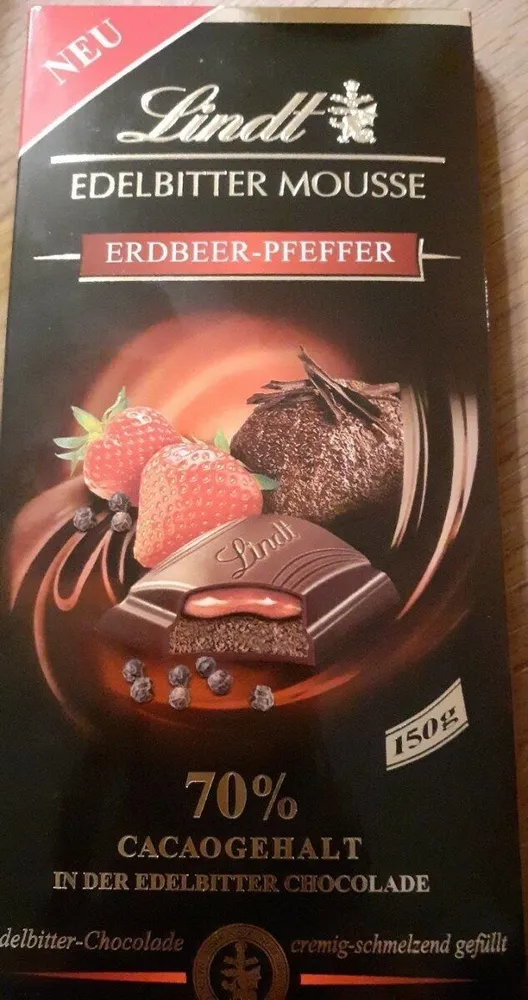 Edelbitter Mousse Erdbeer-Pfeffer