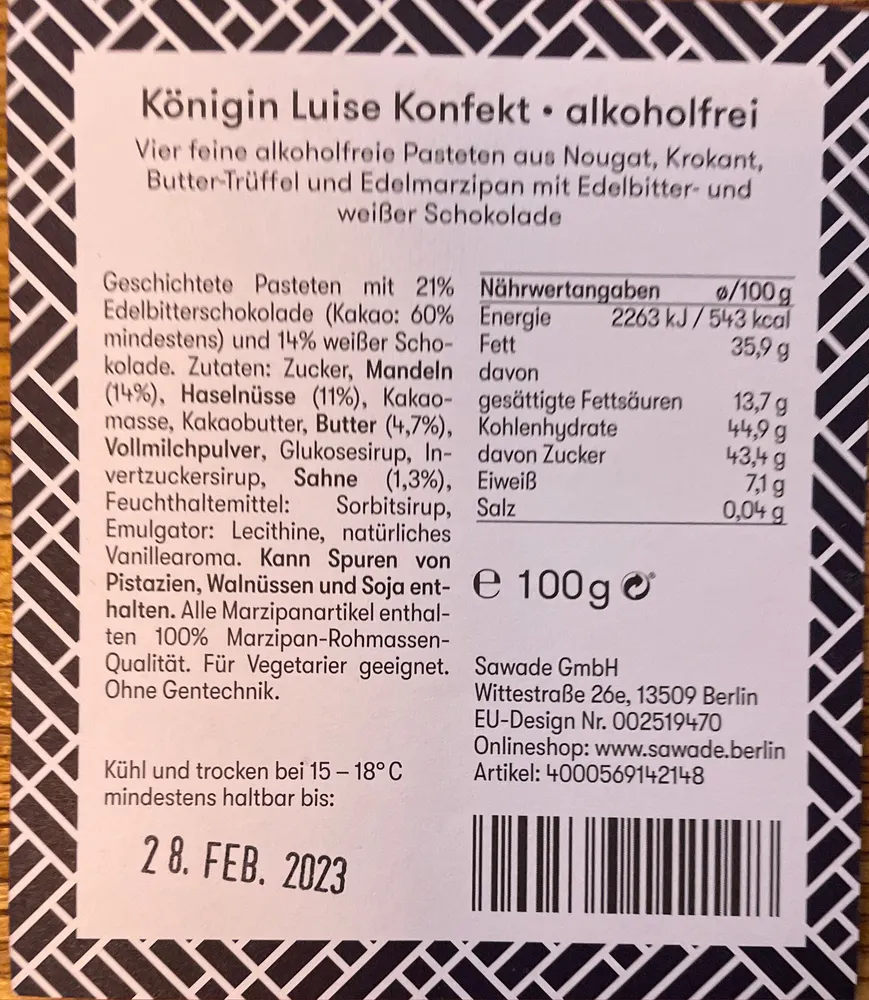 Geschichtete Pasteten mit 21% Edelbitterschokolade (Kakao: 60% mindestens) und 14% weißer Schokolade.