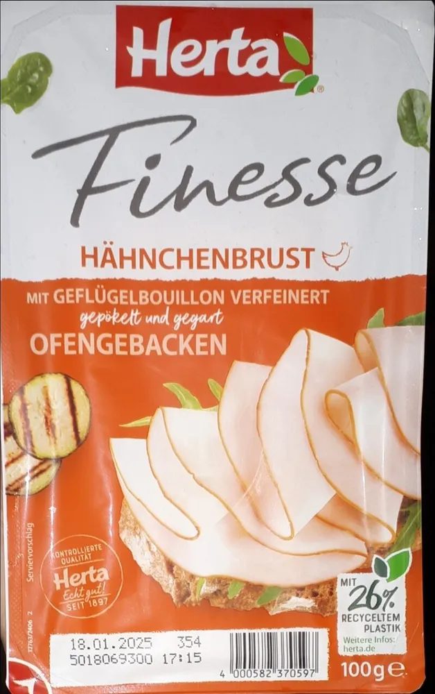 Herta Hähnchenbrust mit Geflügelbouillon verfeinert, gepökelt, gegart und geräuchert