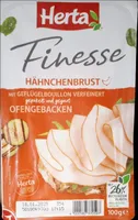 Herta Hähnchenbrust mit Geflügelbouillon verfeinert, gepökelt, gegart und geräuchert