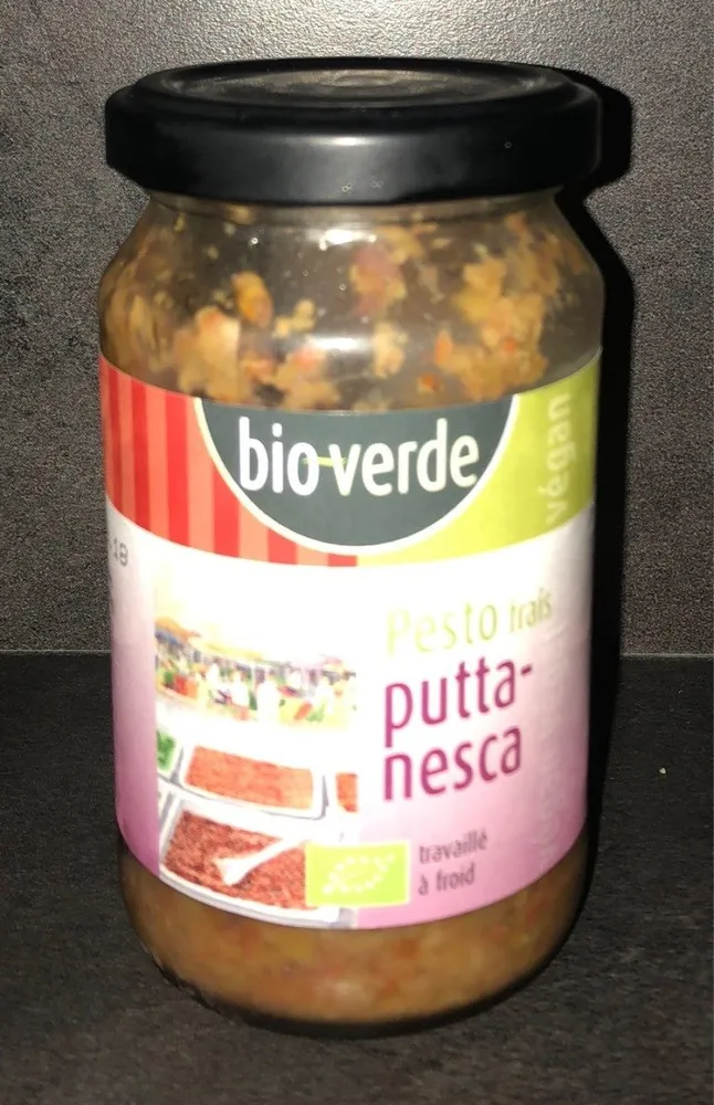 Pesto fais putta-nesca