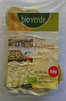 Frische Pelmeni mit Kartoffeln und Quark
