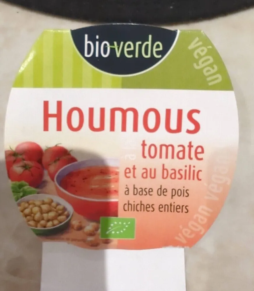 Houmous à la tomate et au basilic