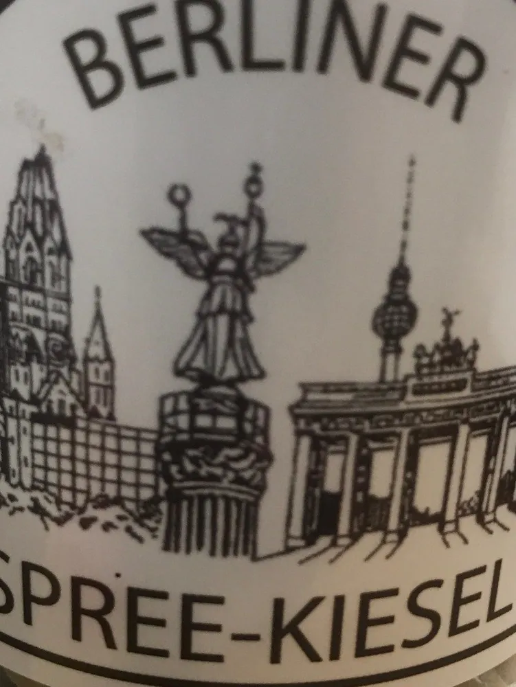 Berliner spree kiesel
