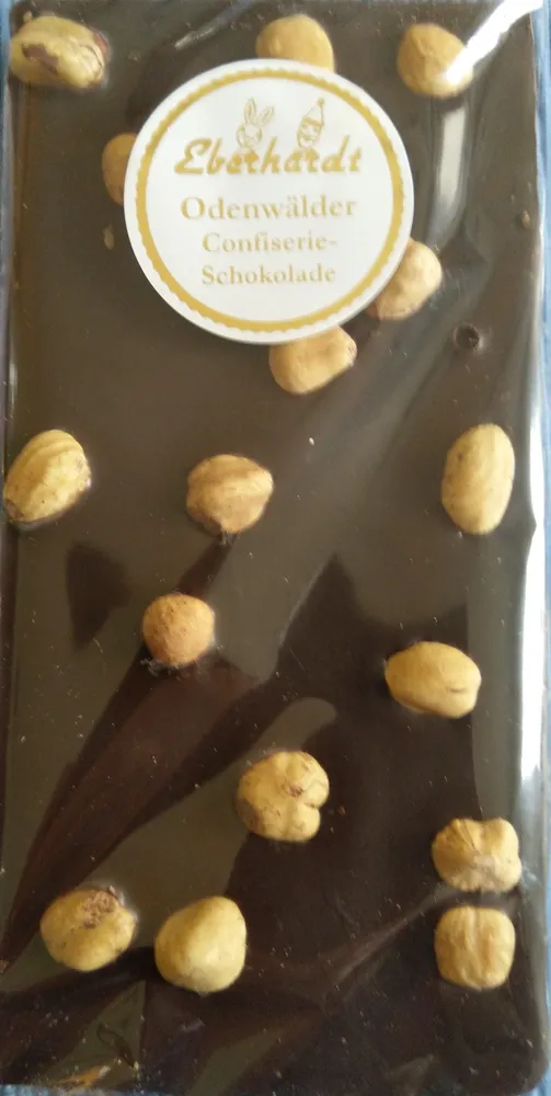 Eberhard dunkle Schokolade mit Haselnüssen