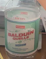 Natürliches Mineralwasser
