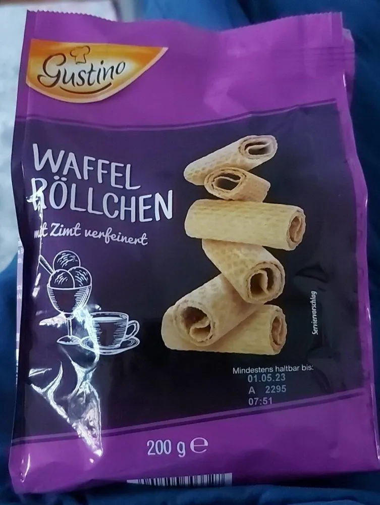 WAFFEL RÖLLCHEN mit Zimt verfeinert