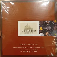 Zartbitter-Auslese hangefertigte Trüffel und Pralinen