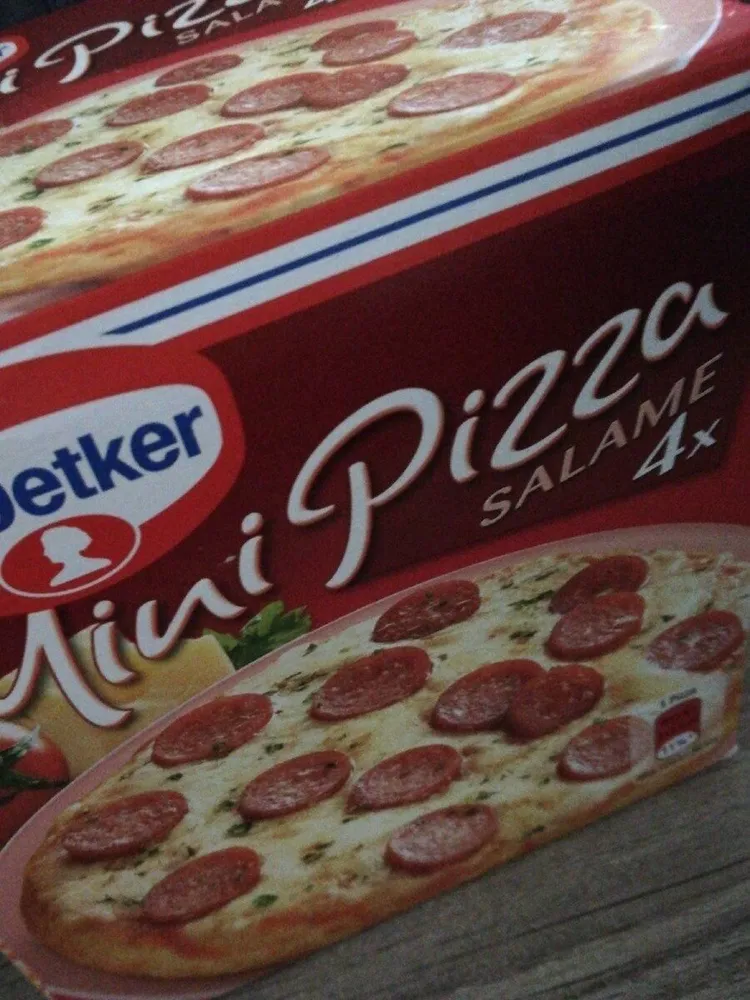 Mini pizza salame