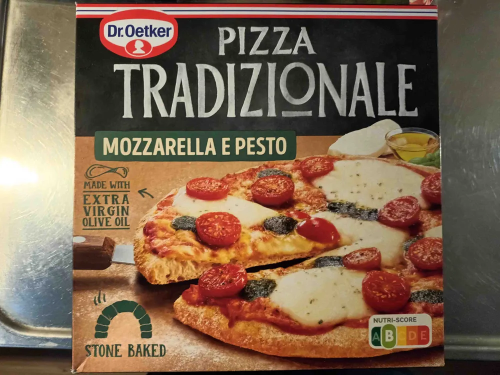 Pizza Mozzarella e Pesto