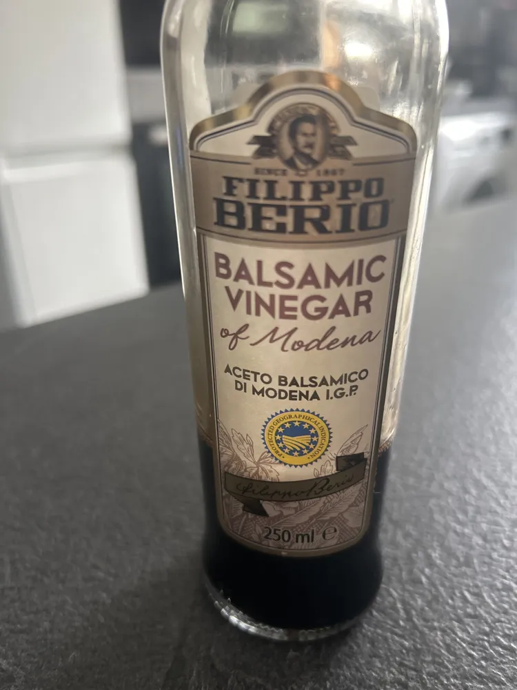 BALSAMIC VINEGAR of Modena