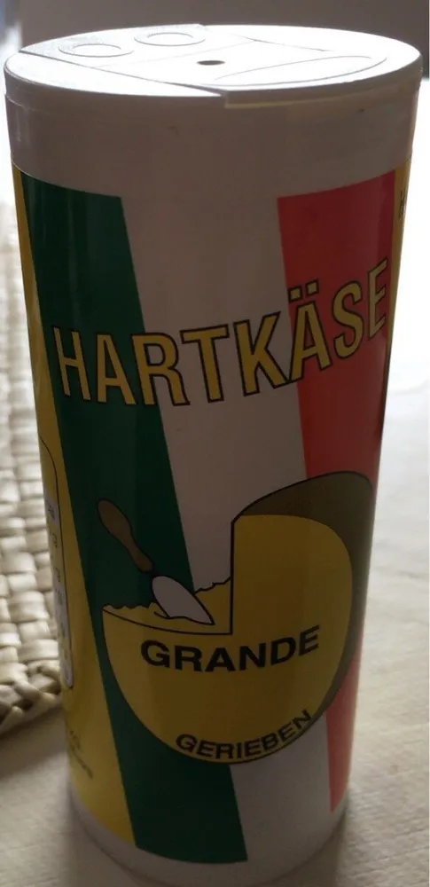 Hartkäse gerieben