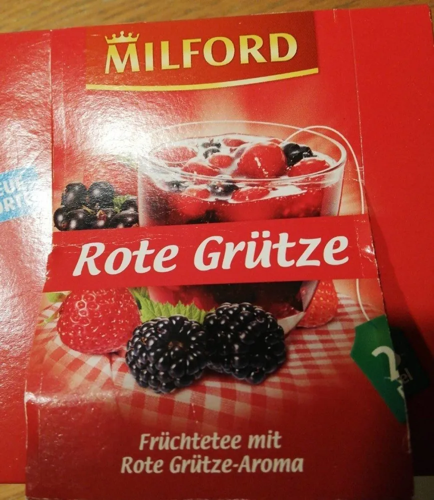 Früchtetee mit Rote Grütze-Aroma