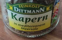 Kapern in mediterranem Meersalz