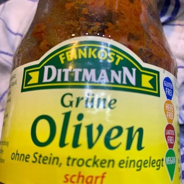 Grüne Oliven