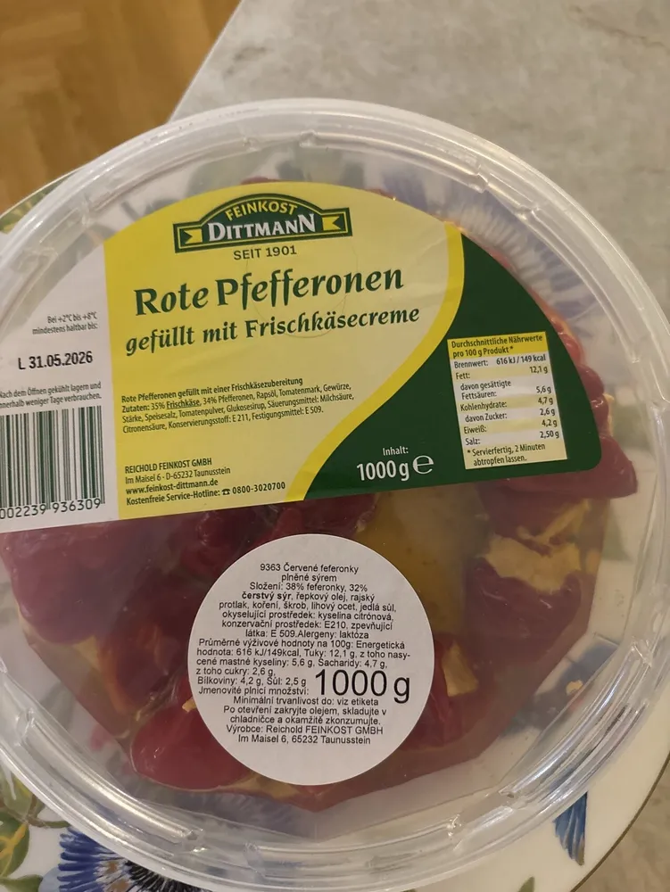 Rote Pfefferonen mit Frischkäsekreme