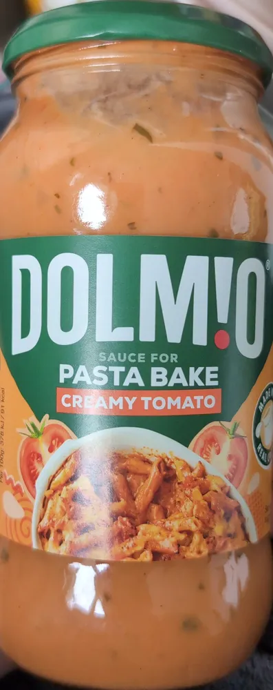 ADE WITH REAL AL CREAM Serving PASTA'S NEVER LOOKE