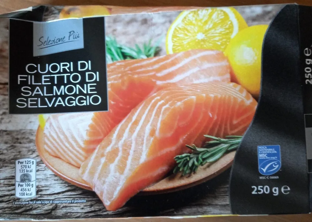 Cuori di filetto di salmone selvaggio