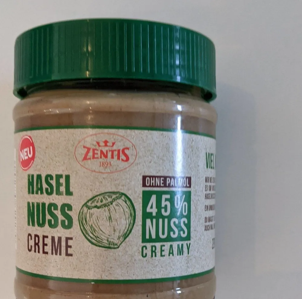 Haselnuss Creme