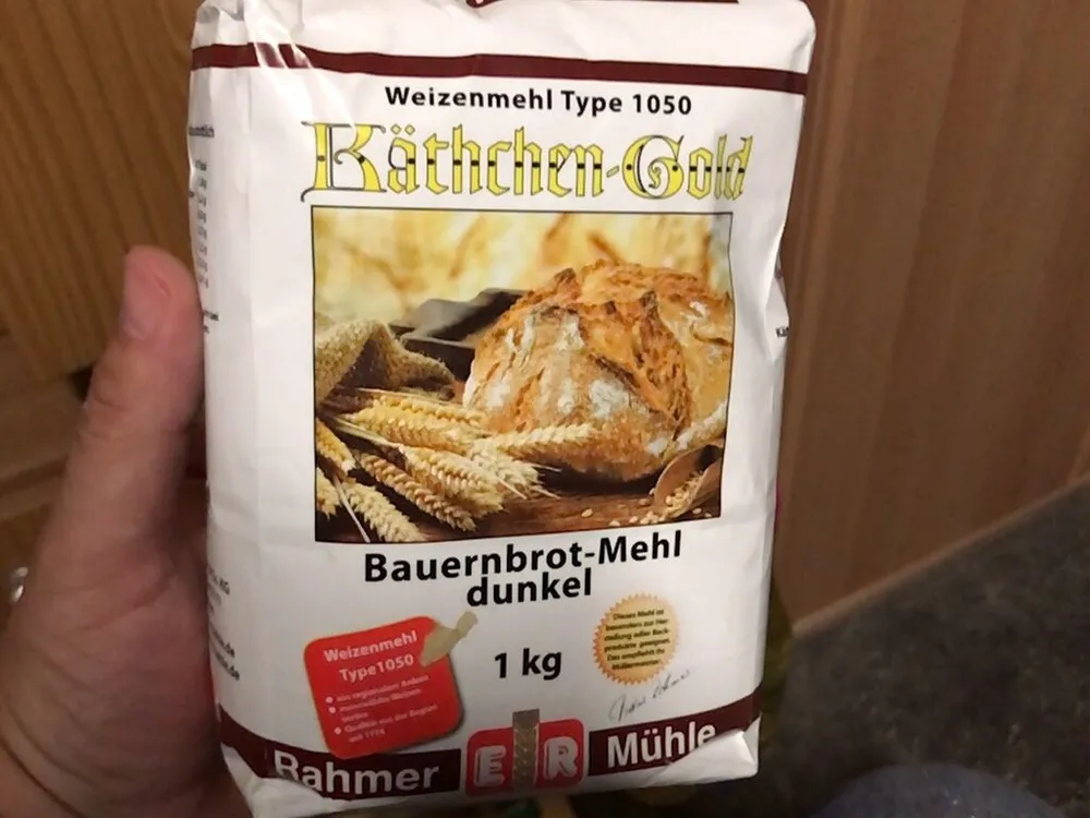 Bauernbrot-Mehl dunkel