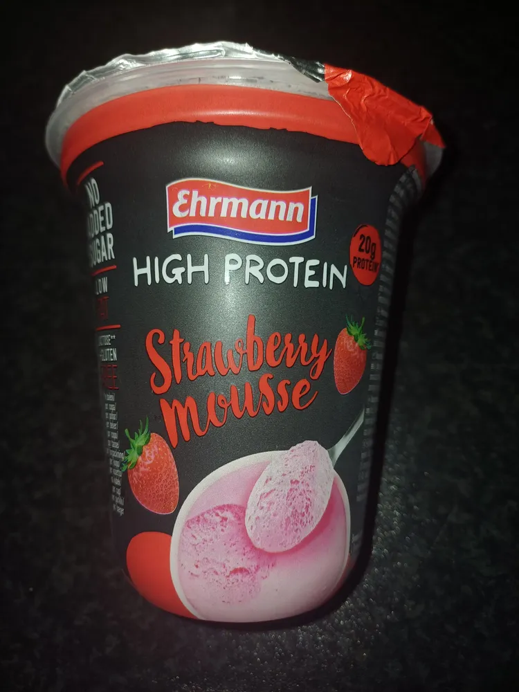 strawberry mousse