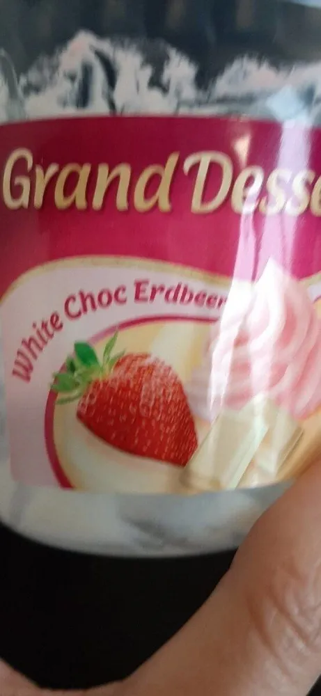 Grand Dessert, White Choc Erdbeer