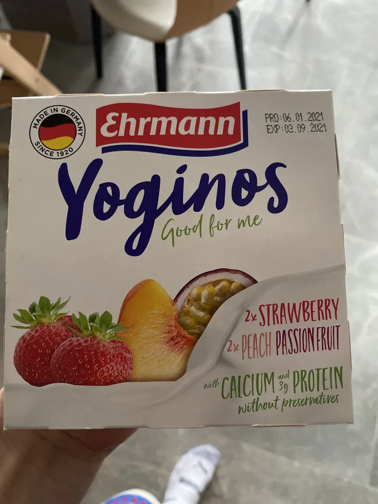 Yoginos strawberry