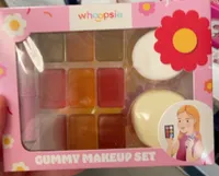 Gummy makeup set