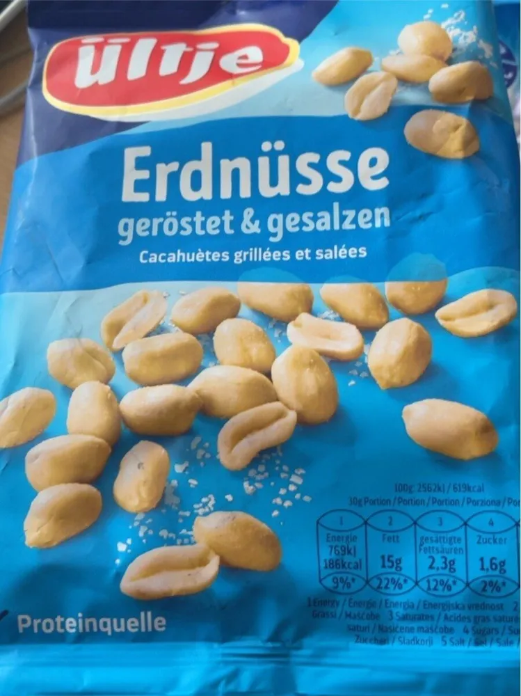 Erdnüsse geröstet & gesalzen