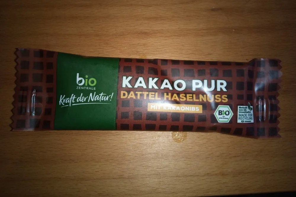 KAKAO PUR DATTEL HASELNUSS MIT KAKAONIBS