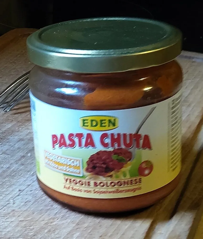 Pasta chuta