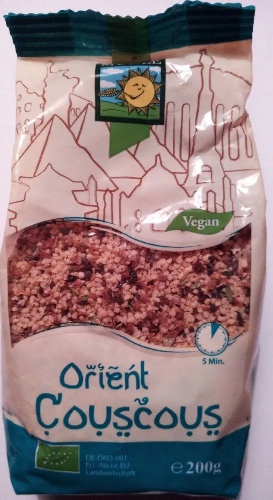 Fruchtiger Couscous (nach orientalischer Art)