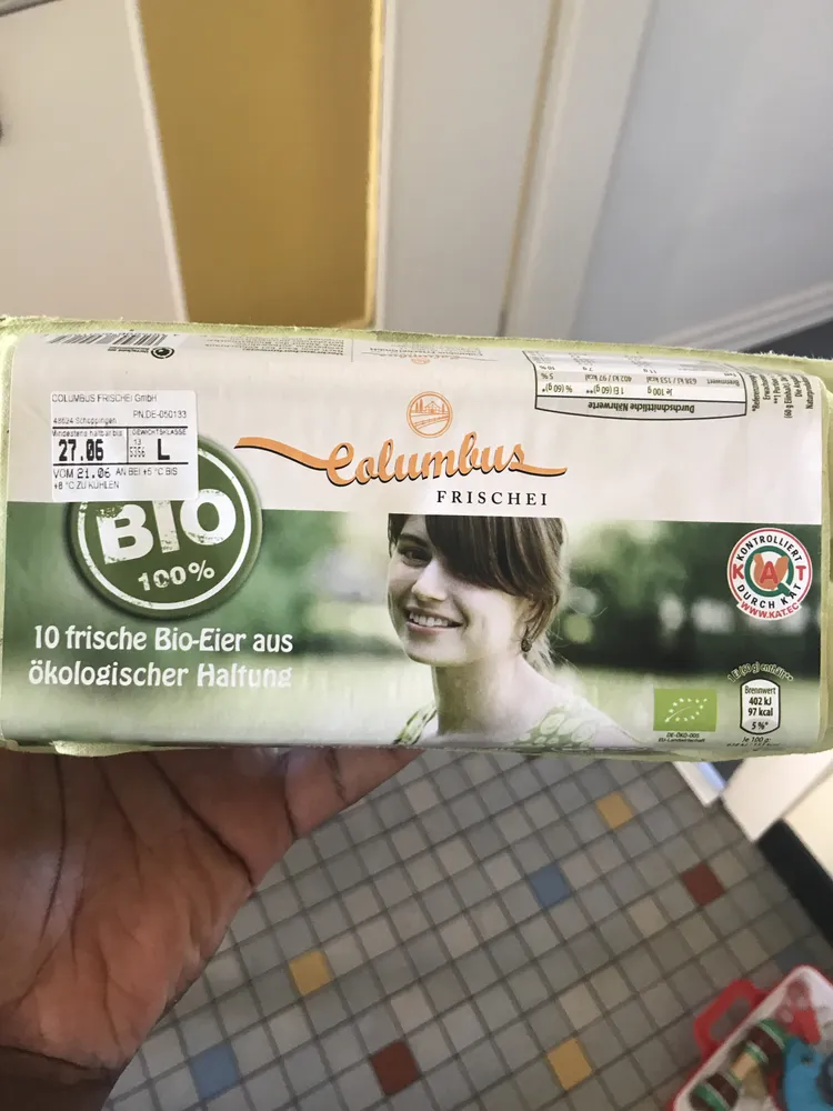 frische BIO-Eier aus ökologischer Haltung