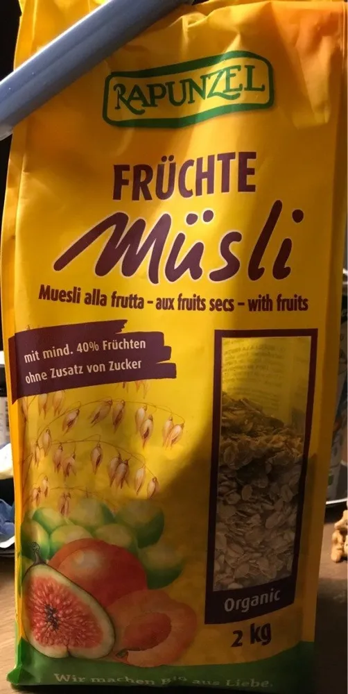 Früchte Müsli
