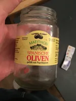 Spanische Oliven, gefüllt mit Paprikapaste