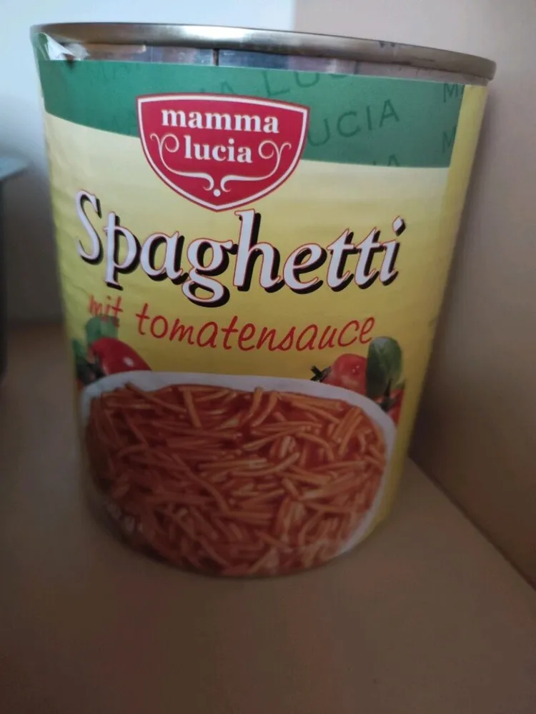 Spaghetti mit Tomatensoße