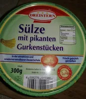 Sülze mit pikanten Gurkenstücken