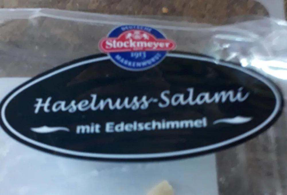 Haselnuss salami