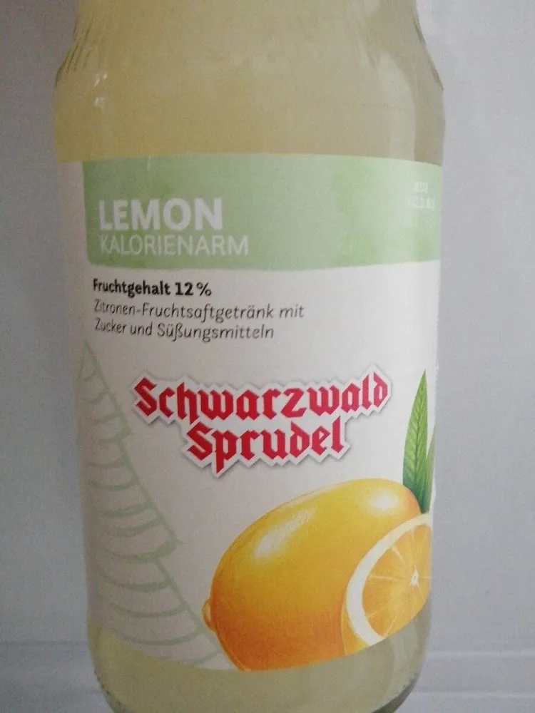 Schwarzwald Sprudel Lemon