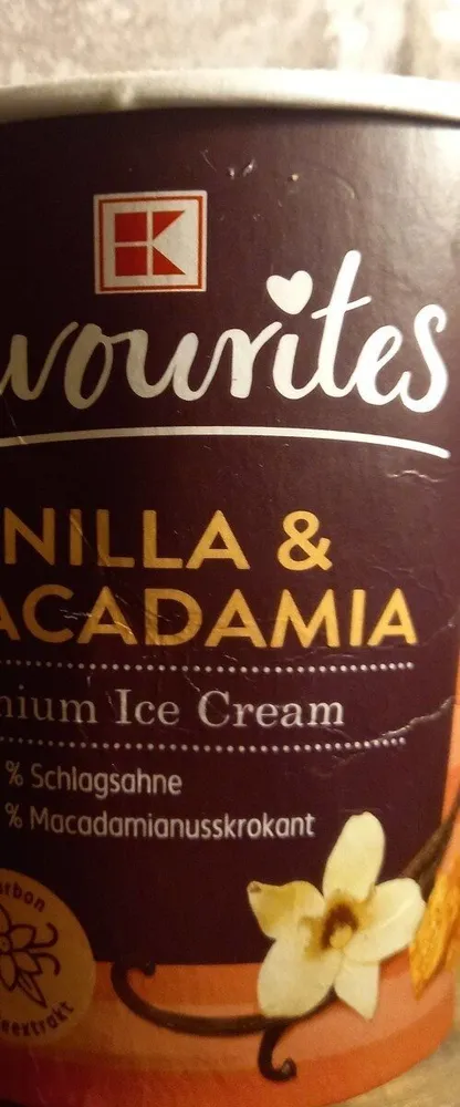 VANILLA & MACADAMIA Premium Ice Cream