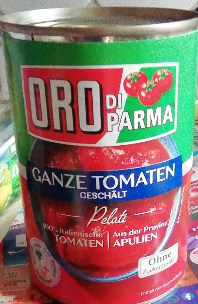 ganze Tomaten geschält