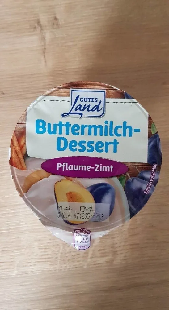 Buttermilchdessert Pflaume