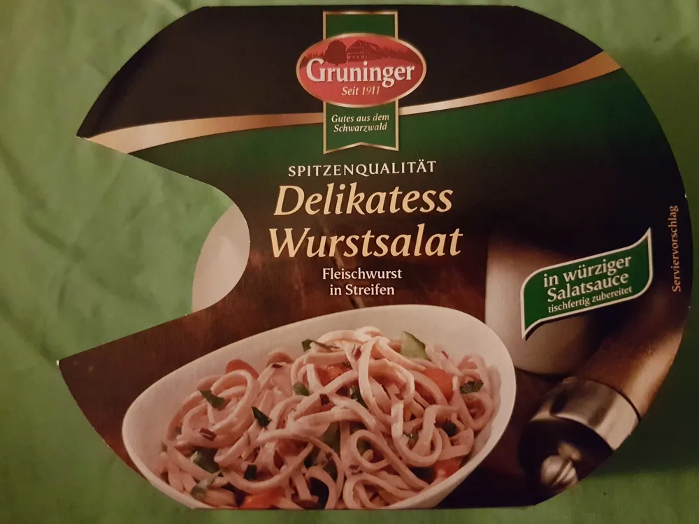 Delikatess Wurstsalat Fleischwurst in Streifen