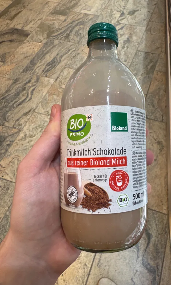 Trinkmilch Schokolade aus reiner Bioland Milch
